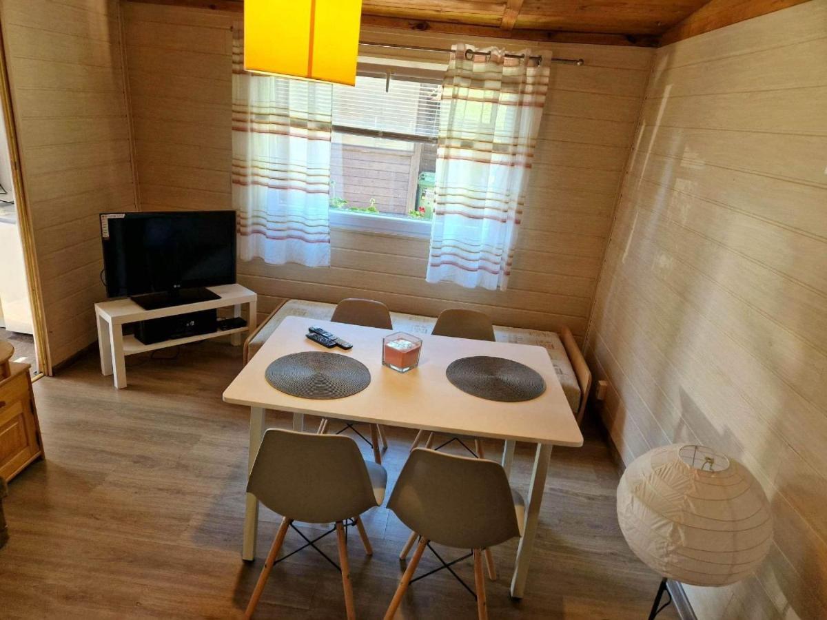 Pod Sosna Hotel Mielno  Buitenkant foto